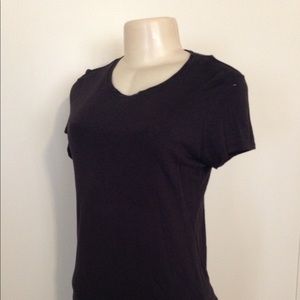 Vince Women's Black Short Sleeve Boy Tee Size M
